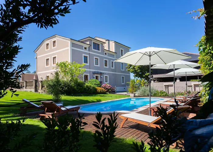 Hotel Casa De Castro 3*