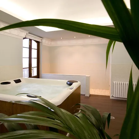 Hotel Casa De Castro 3*