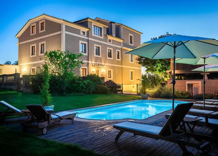 Hotel Casa De Castro 3*