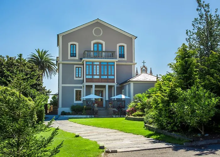 Hotel Casa De Castro 3*